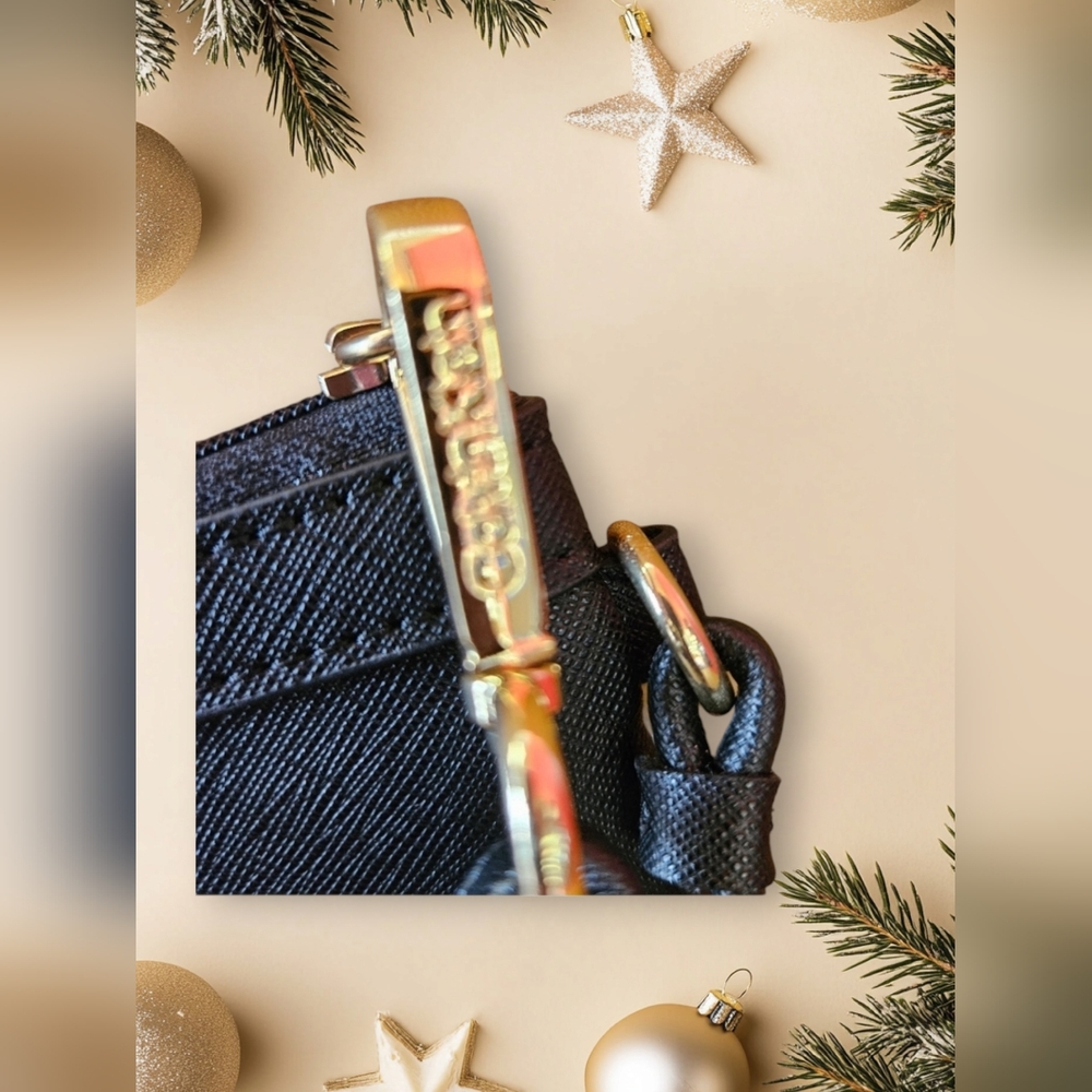 Calvin Klein Wristlet in A BEAUTIFUL Blue/Black color NO CALLOUTS NWOT - Picture 5 of 8